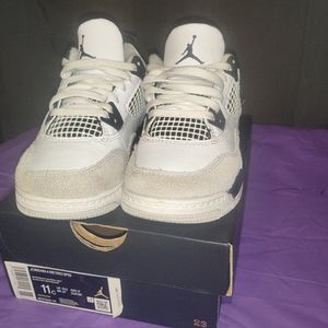 Jordan retro 4